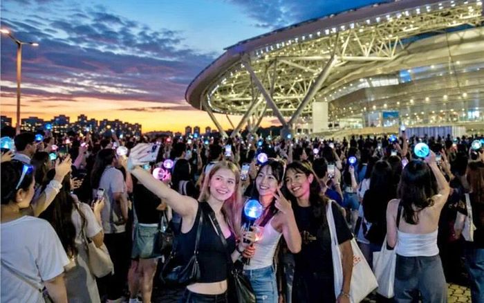 Tháng 7/2026 Seoul vô cùng sôi động với các chương trình hoà nhạc K-pop, lễ hội âm nhạc dưới nước, các sự kiện làm đẹp kiểu Hàn Quốc (K-beauty). Ảnh: maisondepepperoni.art