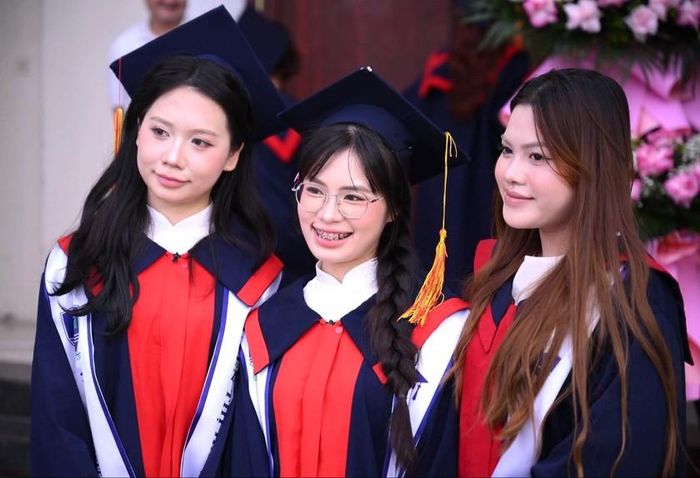 Sinh viên Đại học Quốc gia Hà Nội trong lễ tốt nghiệp. Ảnh: VNU