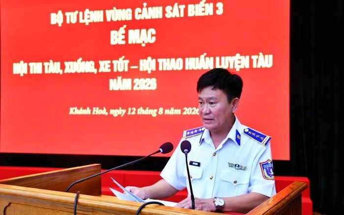 Đại tá Cao Vũ Long, Phó Tư lệnh, Tham mưu trưởng Bộ Tư lệnh Vùng Cảnh sát biển 3 phát biểu bế mạc Hội thi tàu, xuồng, xe tốt - Hội thao huấn luyện tàu năm 2026.