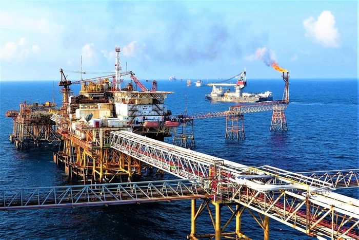 Petrovietnam đã triển khai đồng bộ nhiều giải pháp quản trị, tối ưu vận hành và đẩy mạnh sản xuất, khai thác vượt kế hoạch. Ảnh minh họa.