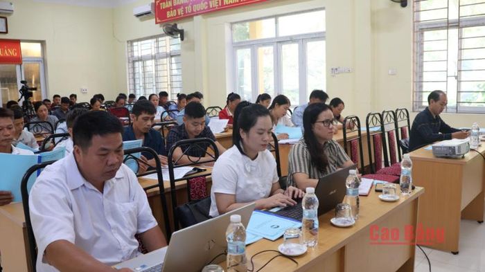 Các đại biểu dự lớp tập huấn.