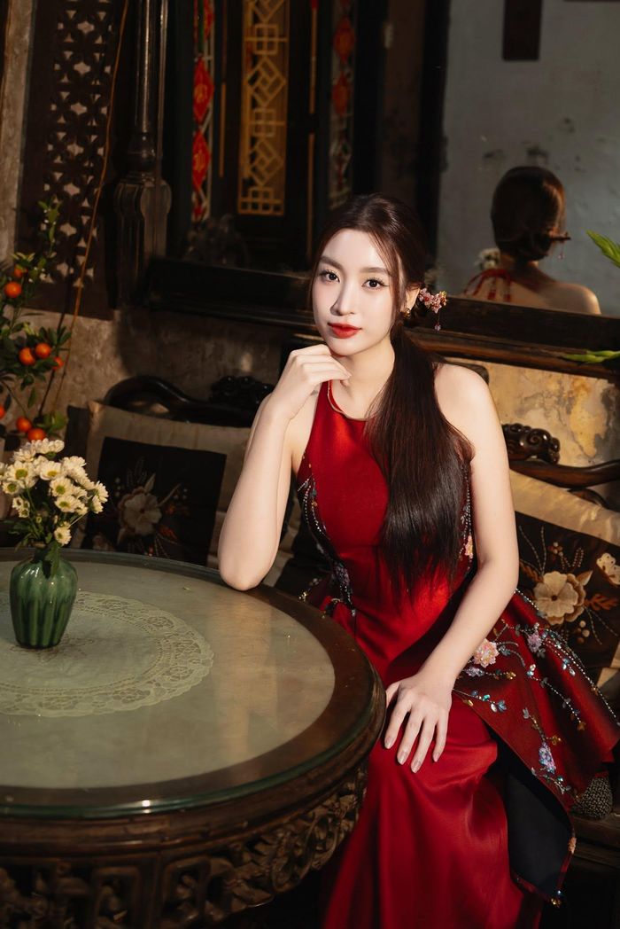 Đỗ Mỹ Linh từng được bạn bè gọi là "Hoa hậu nghèo nhất Việt Nam" . Ảnh: FBNV