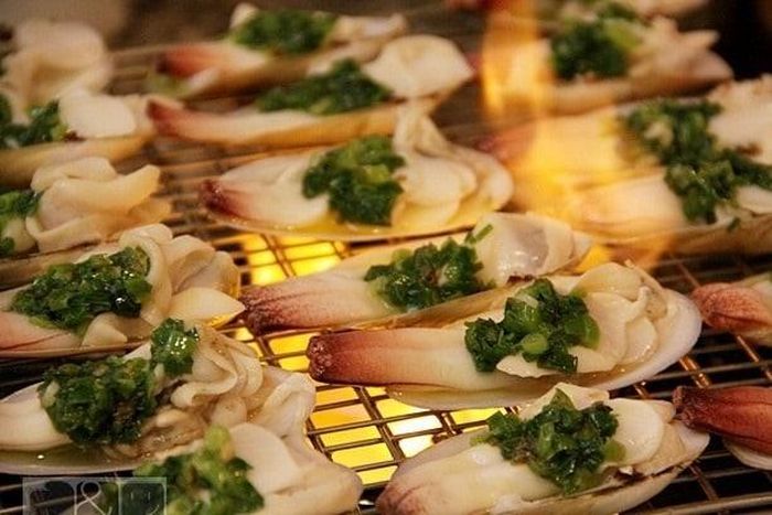 Loài ốc này có thể được hấp, luộc, nướng hoặc dùng kèm với các loại nước chấm. Ảnh minh họa