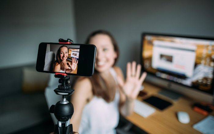 YouTube nâng điều kiện đối với các nhà sáng tạo mới muốn tham gia chương trình chia sẻ doanh thu quảng cáo và Premium