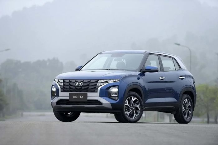 Hyundai Creta với 4.671 xe bán ra, tăng tới 48% so với nửa đầu năm 2025
