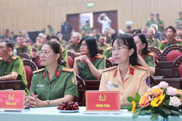 Đại biểu dự khai mạc hội thi