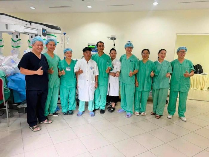 Sự phối hợp giữa cơ sở đào tạo – nghiên cứu và cơ sở khám chữa bệnh tạo thêm môi trường để kiến thức, kinh nghiệm thực tiễn và công nghệ được trao đổi, bổ trợ lẫn nhau.