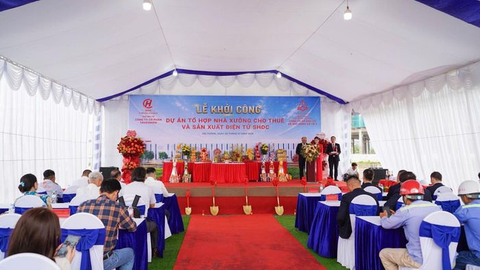 Lễ khởi công dự án Nhà máy điện tử SHDC tại Khu công nghiệp Lai Cách, Hải Phòng.