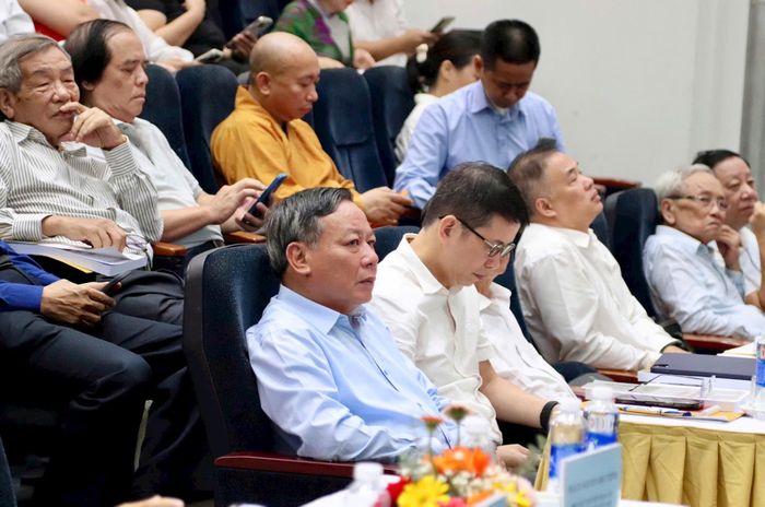 Phó Bí thư Thành ủy Hà Nội Nguyễn Văn Phong, Trưởng ban Chỉ đạo triển khai Dự án bảo tồn, tôn tạo và phát huy giá trị Khu di sản Hoàng thành Thăng Long và Khu di tích Cổ Loa dự hội thảo khoa học. Ảnh: H.L