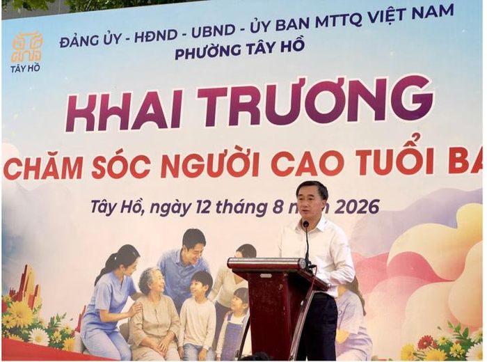 Thứ trưởng Bộ Y tế, Chủ tịch Hội đồng Y khoa Quốc gia, GS.TS Trần Văn Thuấn phát biểu. Ảnh: Linh Chi