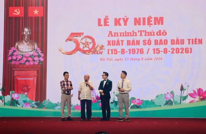 Các thế hệ cộng tác viên chia sẻ kỷ niệm trong quá trình gắn bó với tờ báo 50 tuổi An ninh Thủ đô