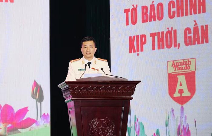 Thay mặt Cấp ủy, Ban biên tập An ninh Thủ đô, Trung tá Chu Quốc Dũng - Trưởng ban Biên tập An ninh Thủ đô cảm ơn phát biểu của các đồng chí lãnh đạo với chỉ đạo sâu sắc, dành tình cảm cho thế hệ những người làm báo An ninh Thủ đô qua các thời kỳ; xin quán triệt, tiếp thu, chuyển hóa, triển khai thành những chương trình, kế hoạch và hoạt động thiết thực, hiệu quả trong thực hiện nhiệm vụ chính trị, tuyên truyền trên mặt trận văn hóa tư tưởng.