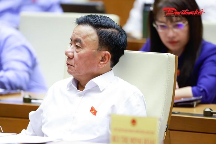 Thường trực Ban Bí thư Trần Cẩm Tú tham dự phiên thảo luận (Ảnh: Quang Vinh)
