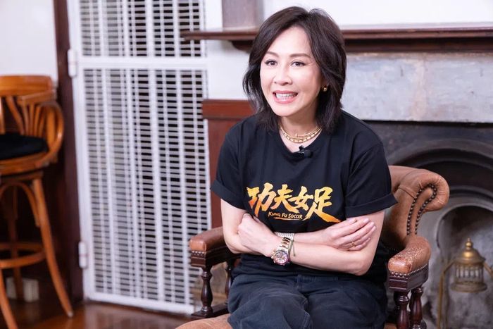 Châu Tinh Trì và Lưu Gia Linh ít liên lạc nhưng duy trì tình bạn lâu năm. Ảnh: @CarinaLau.