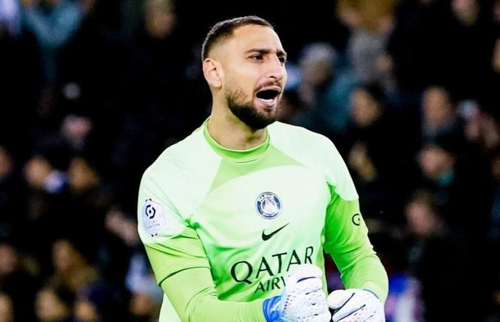 Enrique thẳng tay loại bỏ Donnarumma.