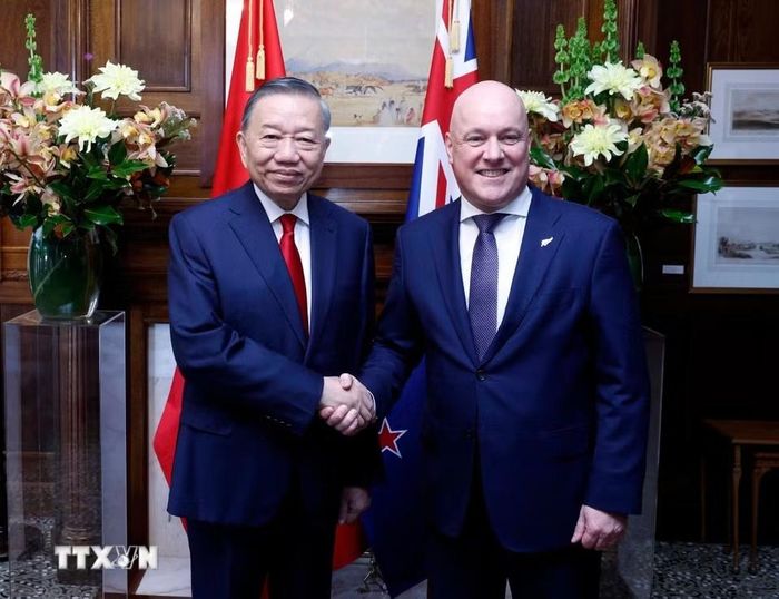  Sáng 13/8/2026 (giờ địa phương), tại thành phố Auckland, Tổng Bí thư, Chủ tịch nước Tô Lâm gặp hẹp Thủ tướng New Zealand Christopher Luxon trước khi hội đàm chính thức. Ảnh: Thống Nhất/TTXVN. 