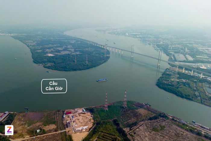  Vị trí cầu Cần Giờ vượt sông Soài Rạp có tổng chiều dài toàn tuyến khoảng 7 km. Ảnh: Quỳnh Danh. 