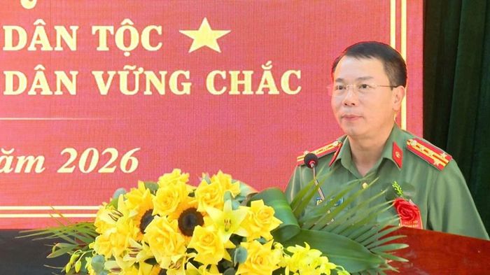 Đại tá Hoàng Quốc Việt, Giám đốc Công an tỉnh, phát biểu tại Ngày hội Toàn dân bảo vệ an ninh Tổ quốc xã Hợp Tiến