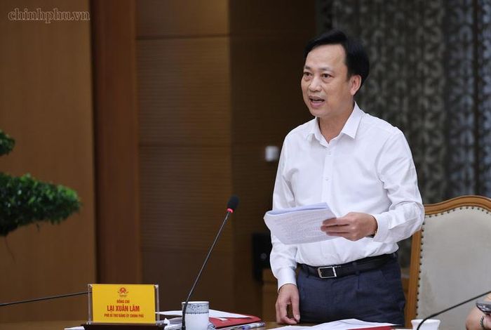 Đồng chí Lại Xuân Lâm, Phó Bí thư Đảng ủy Chính phủ phát biểu tại cuộc họp - Ảnh: chinhphu.vn/Phương Nguyên