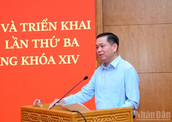 Đồng chí Nguyễn Long Hải, Ủy viên Trung ương Đảng, Phó Bí thư Thường trực Đảng ủy các cơ quan Đảng Trung ương phát biểu tại hội nghị. (Ảnh: PHẠM CƯỜNG)