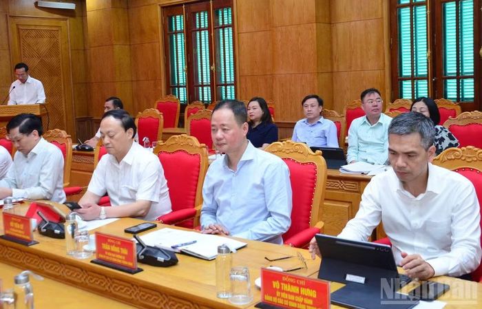 Các đại biểu tham dự hội nghị. (Ảnh: PHẠM CƯỜNG)