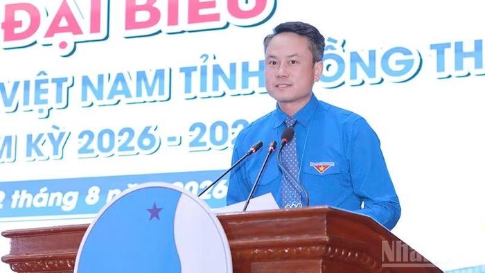 Bí thư Ban Chấp hành Trung ương Đoàn, Phó Chủ tịch Thường trực Trung ương Hội Liên hiệp Thanh niên Việt Nam Nguyễn Kim Quy phát biểu chỉ đạo đại hội. (Ảnh: HỮU NGHĨA)