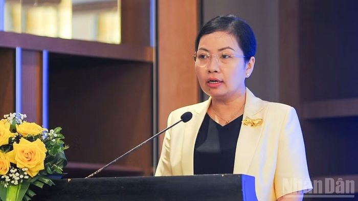 Giám đốc Sở Công thương thành phố Đà Nẵng Lê Thị Kim Phương phát biểu tại tọa đàm.