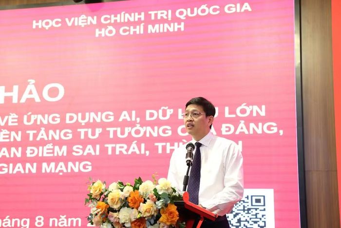 Đồng chí Vũ Hoàng Anh, Phó Bí thư Tỉnh ủy Lạng Sơn phát biểu khai mạc. (Ảnh: TM)