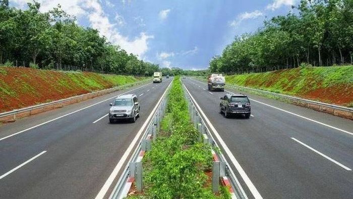 Một đoạn tuyến cao tốc Gia Nghĩa-Chơn Thành. (Ảnh: DOÃN TUẤN LINH)