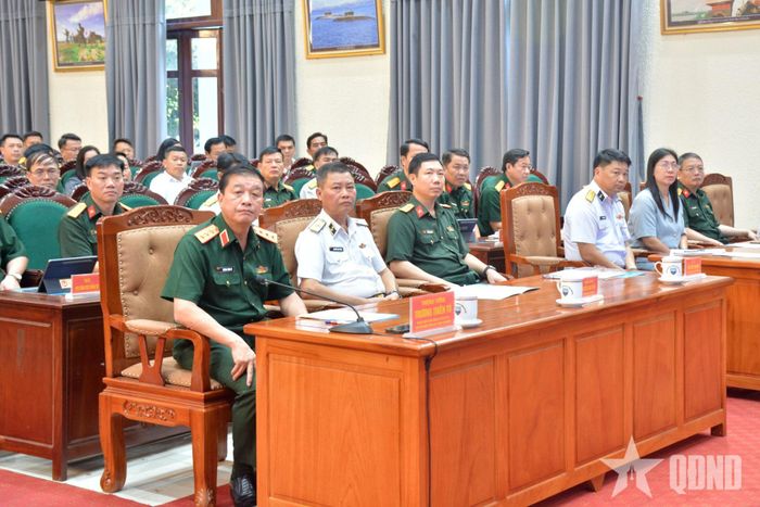   Các đại biểu dự hội nghị.