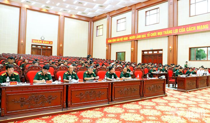 Các đại biểu dự hội nghị.