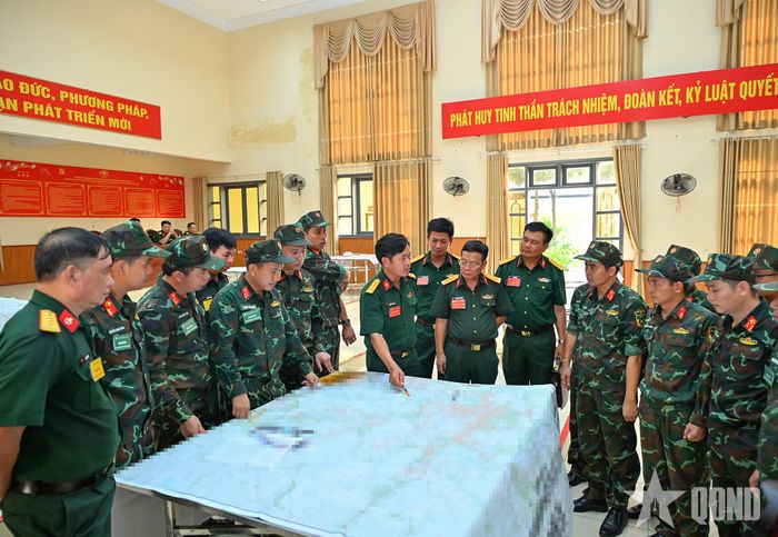 Ban tổ chức quán triệt một số nội dung thi.