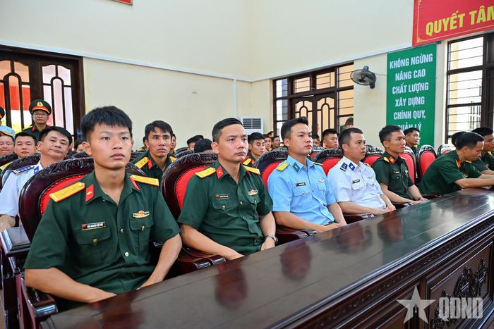 Đại diện các đội tuyển tham gia hội thao.