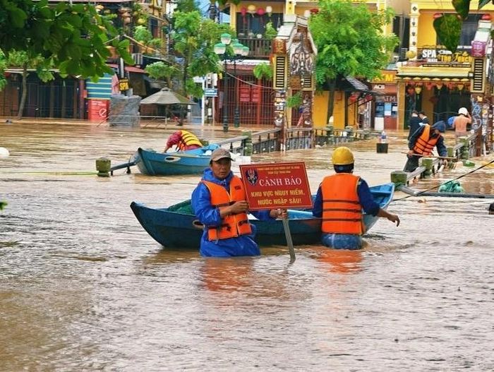 Lực lượng Công an TP Đà Nẵng sẵn sàng xả thân vì tính mạng và tài sản của nhân dân.
