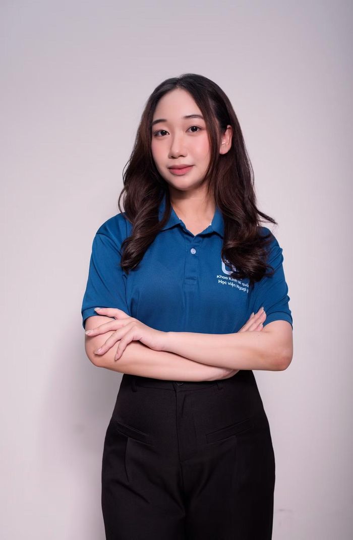 Lê Yến Nhi (năm thứ ba, ngành Kinh tế quốc tế, Học viện Ngoại giao).