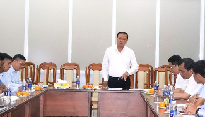  Đồng chí Nguyễn Văn Thọ phát biểu tại cuộc họp sau khảo sát thực địa. Ảnh: THÀNH HUY 