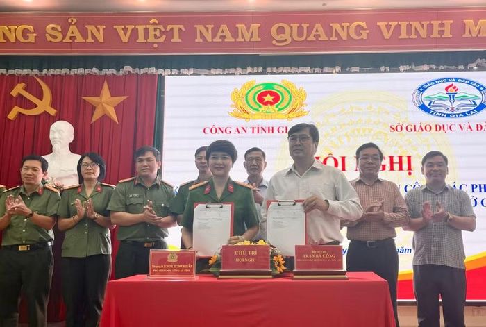 Sở GD&ĐT Gia Lai phối hợp Công an tỉnh Gia Lai ký kết Quy chế phối hợp thực hiện công tác phòng cháy, chữa cháy (PCCC) và cứu nạn, cứu hộ (CNCH) trong các cơ sở giáo dục.