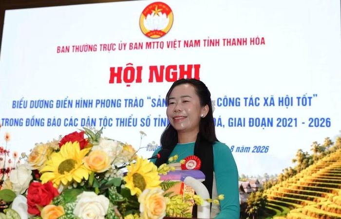 Hà Thị Xem tại Hội nghị biểu dương điển hình của Ủy ban MTTQ Việt Nam tỉnh Thanh Hóa.
