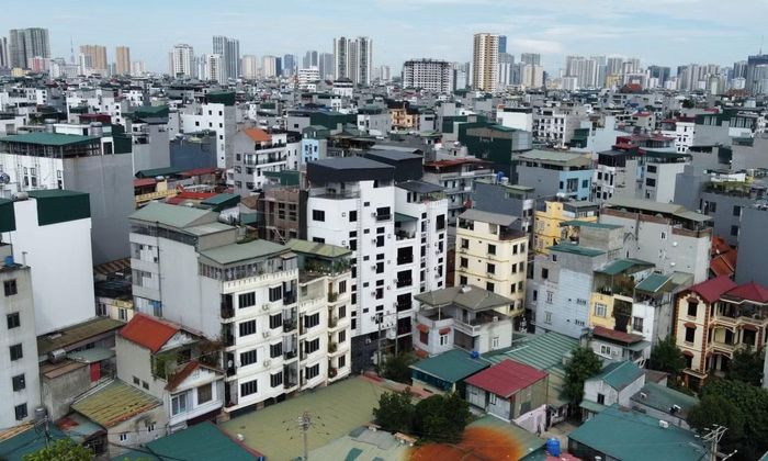 Người mua nhà đất thổ cư Hà Nội đang chuyển từ “đón quy hoạch” sang “chờ quy hoạch”.