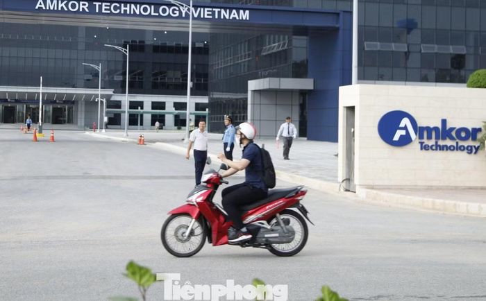 Nhà máy bán dẫn của Tập đoàn Amkor tại Bắc Ninh. Ảnh: Nguyễn Thắng.