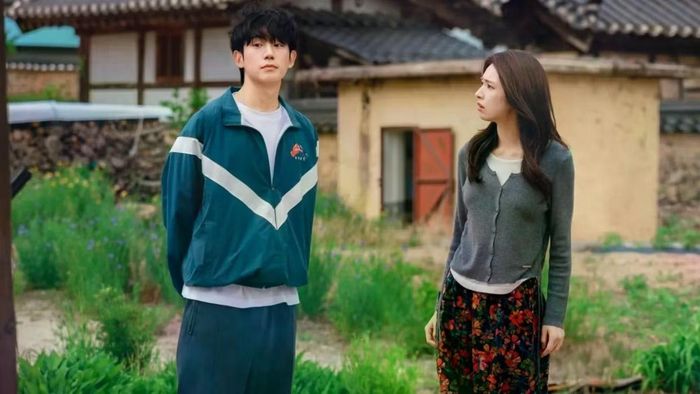 Our Sticky Love giúp sự nghiệp của Ha Young sang trang mới. Tuy nhiên, scandal đời tư khiến cô bị ảnh hưởng không nhỏ.