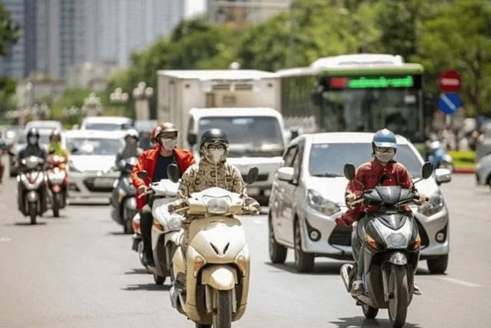 Trung Bộ nắng nóng còn kéo dài đến ngày 18/8.