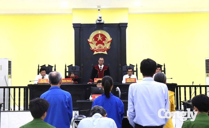 Quang cảnh phiên tòa xét xử Cựu Giám đốc Sở TN&MT Bạc Liêu Phạm Quốc Nam.