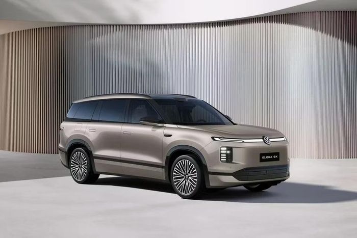 Volkswagen ID. ERA 9X cũng bắt đầu nhận đặt cọc và chính thức ra mắt vào quý IV. Ảnh: VW