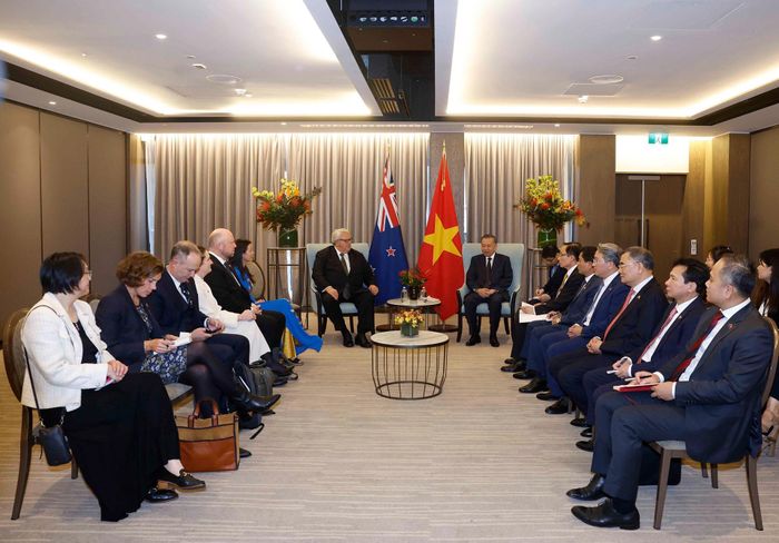 Lãnh đạo Đảng, Nhà nước Việt Nam cảm ơn New Zealand hỗ trợ trong việc đào tạo sinh viên, cán bộ sang học tập tiếng Anh và các chuyên ngành New Zealand có thế mạnh. Ảnh: TTXVN
