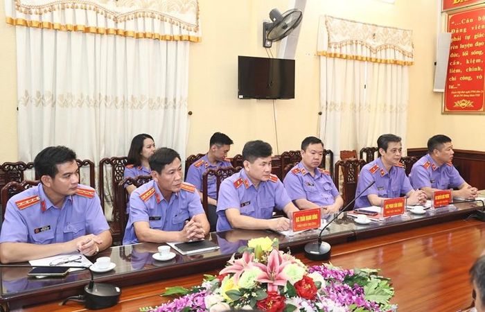 Các đại biểu tham dự hội nghị.