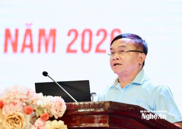 Đồng chí Ngọc Kim Nam - Ủy viên Ban Thường vụ, Trưởng ban Tuyên giáo và Dân vận Tỉnh ủy phát biểu khai mạc hội nghị Ảnh: TL