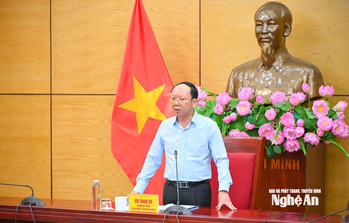 Phó Chủ tịch Thường trực UBND tỉnh kết luận buổi làm việc. Ảnh: Thành Cường