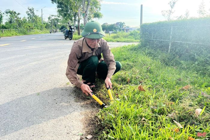 Những tuyến đường trên quê hương Đức Vĩnh ngày càng sạch sẽ và thoáng đãng.