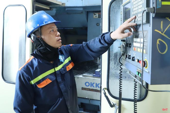 Đề xuất giảm 30% thuế TNCN, thuế TNDN trong năm 2026, 2027 đối với hộ kinh doanh, cá nhân kinh doanh và doanh nghiệp có doanh thu đến 10 tỷ đồng nhận được sự đồng tình của doanh nghiệp, hộ kinh doanh tại Hà Tĩnh.